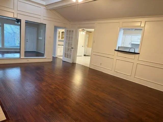 6918 LA MANGA Drive