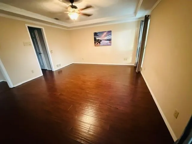 6918 LA MANGA Drive