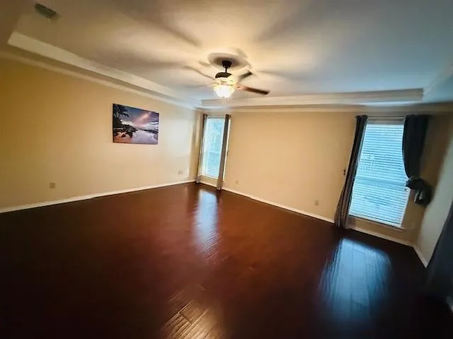 6918 LA MANGA Drive
