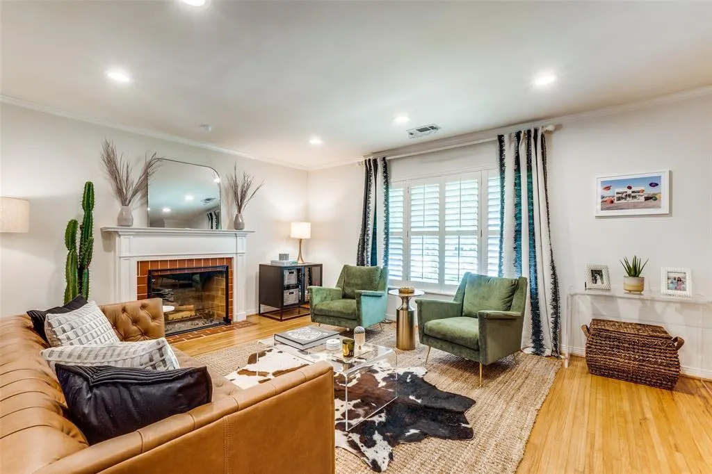 7627 Robin Road