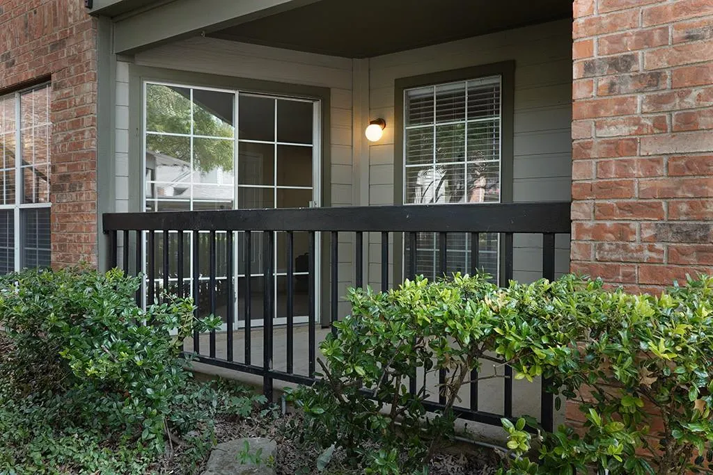 18333 Roehampton Drive #417