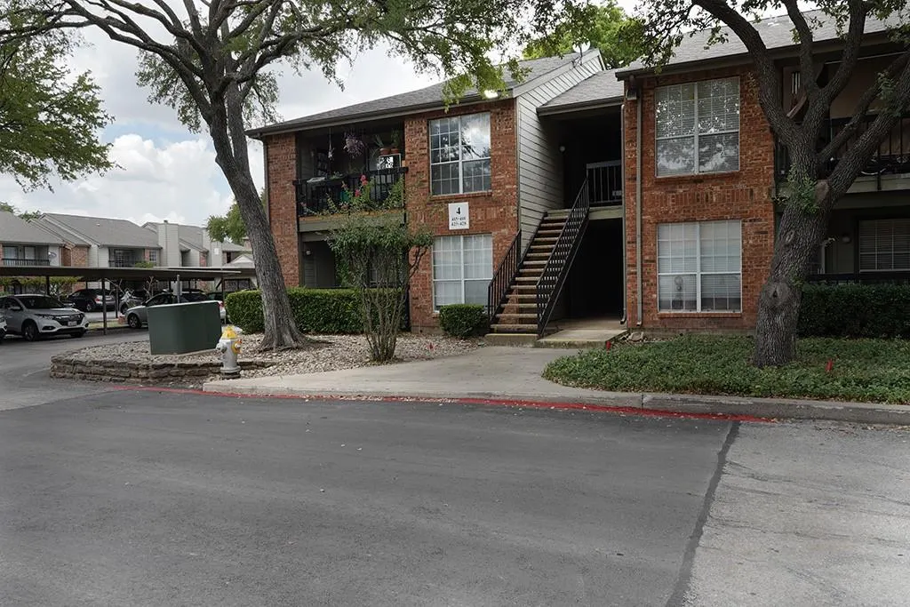 18333 Roehampton Drive #417