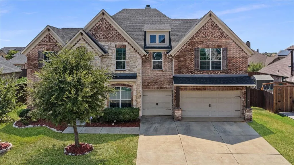 2224 Hideaway Pointe Drive