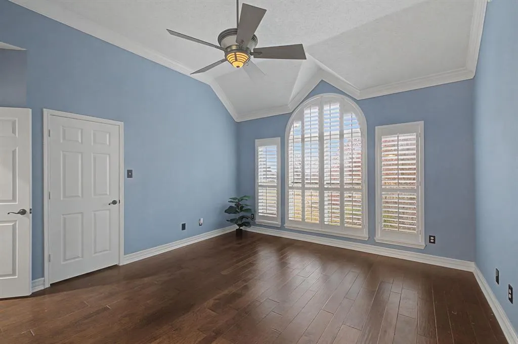 2705 Wind Ridge