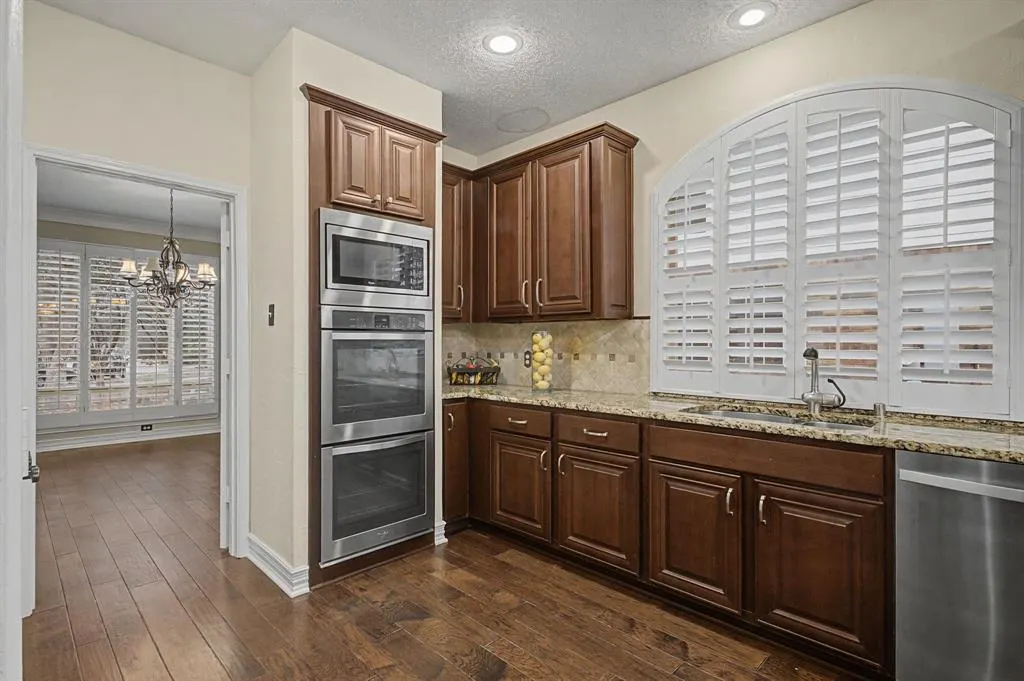 2705 Wind Ridge