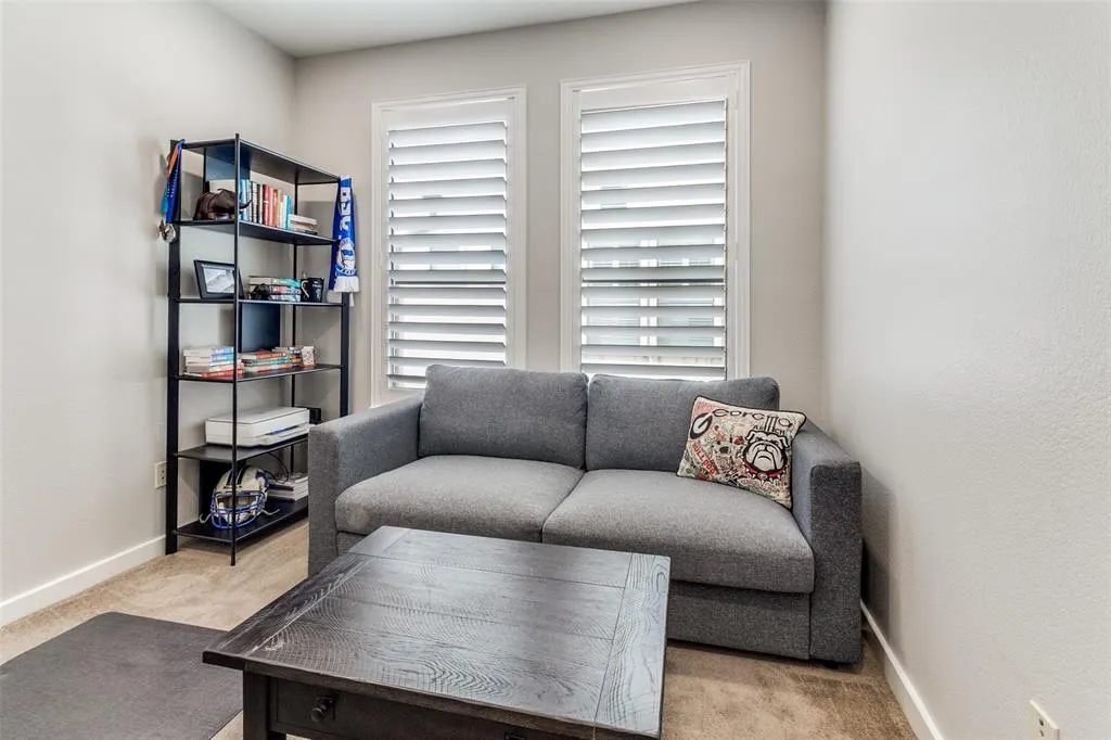 2411 N Hall Street #31