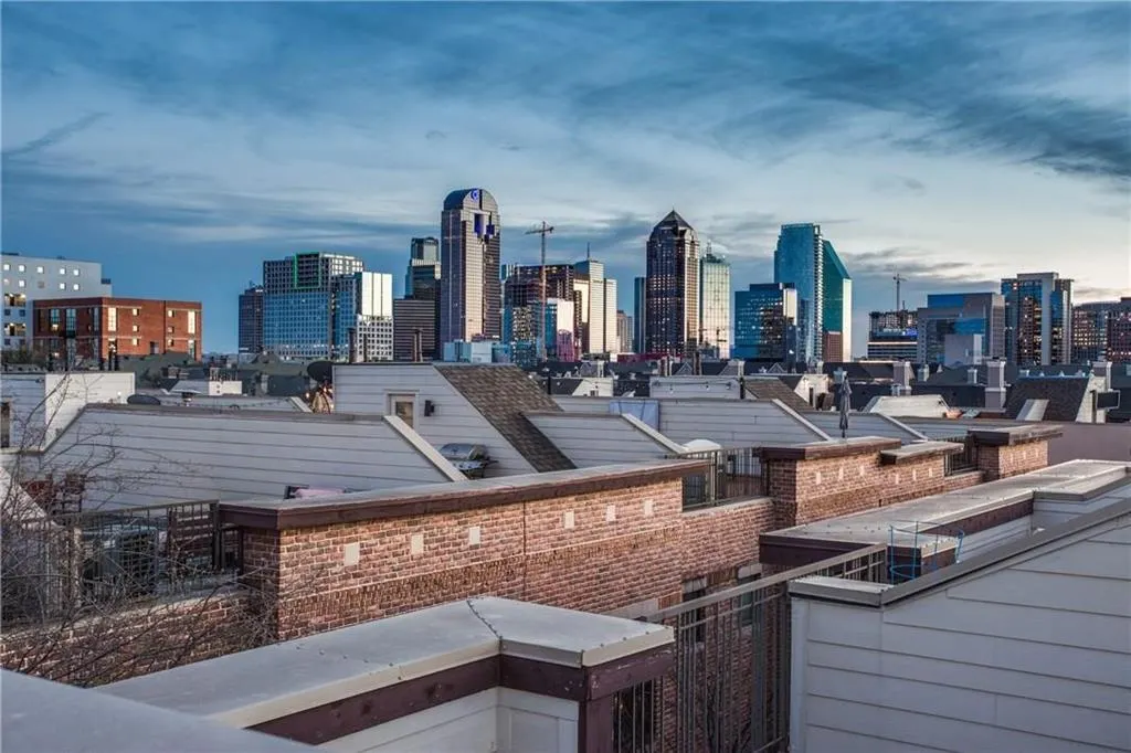 2411 N Hall Street #31