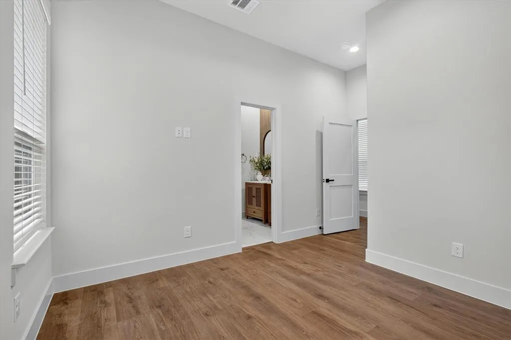 3210 Carpenter Avenue
