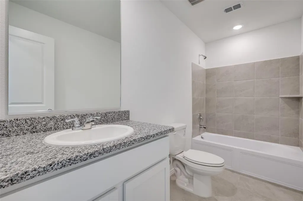 3700 Bluebird Lane