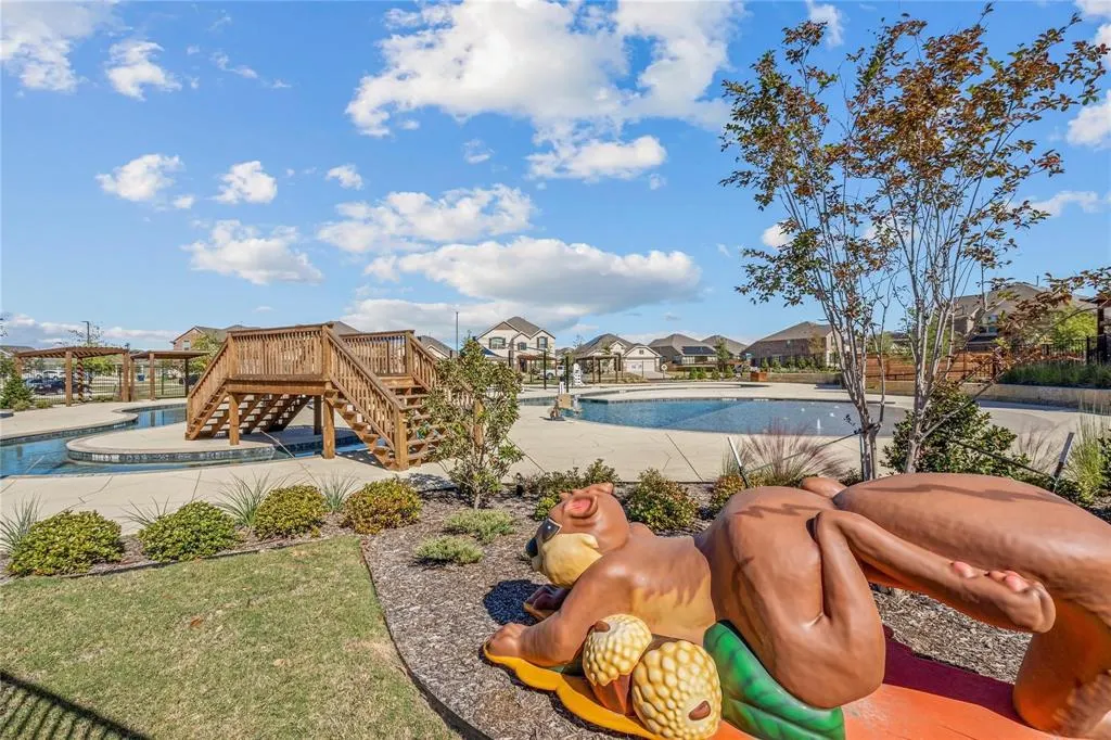 3700 Bluebird Lane