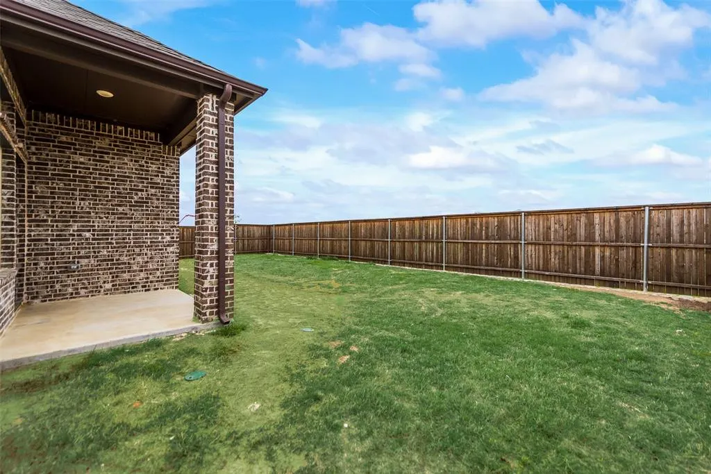 6101 Brunswick Drive