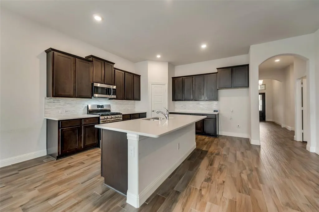 6101 Brunswick Drive