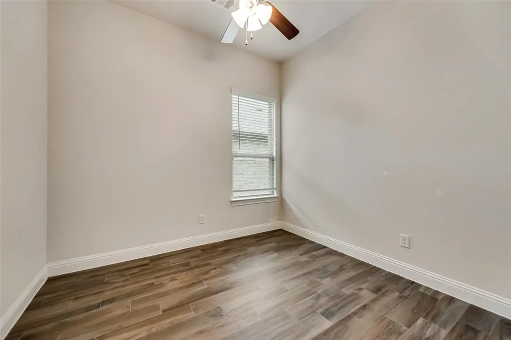 6101 Brunswick Drive