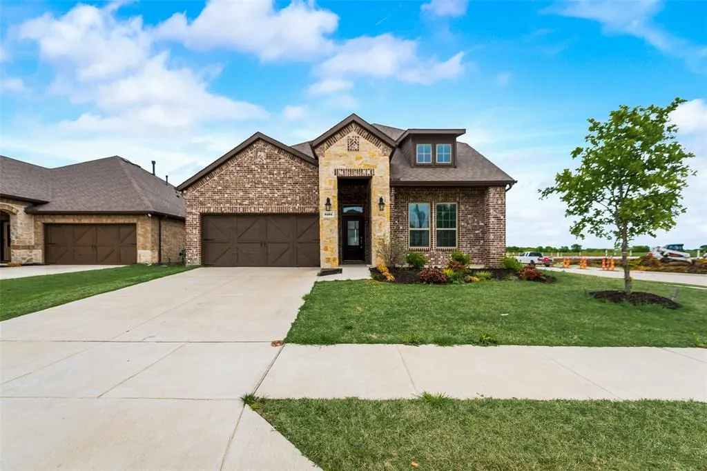 6101 Brunswick Drive