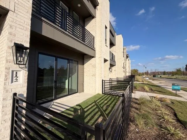 1172 Daybreak Drive