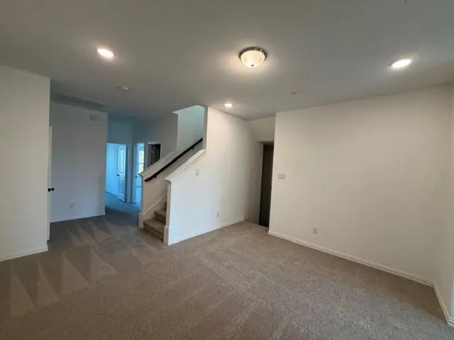 1172 Daybreak Drive