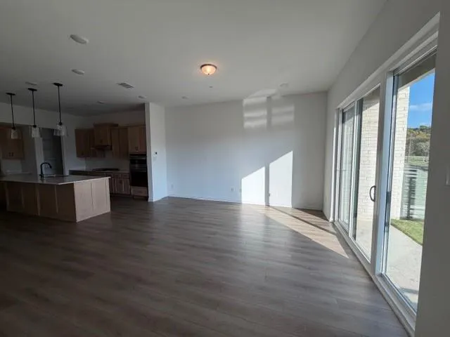 1172 Daybreak Drive