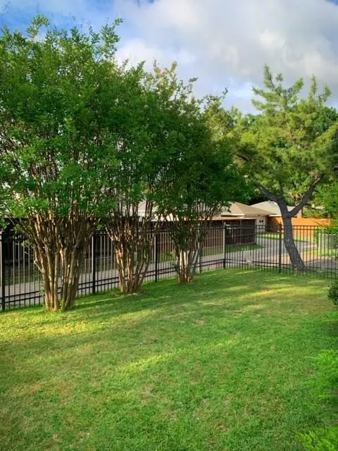 1813 University Drive