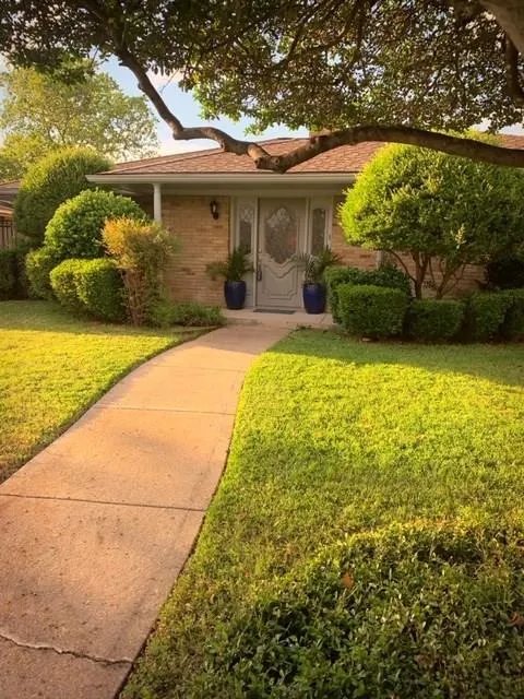 1813 University Drive