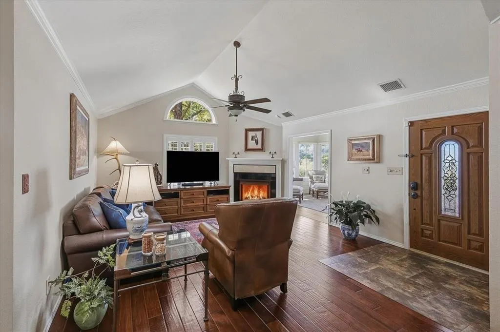 6137 Haley Lane
