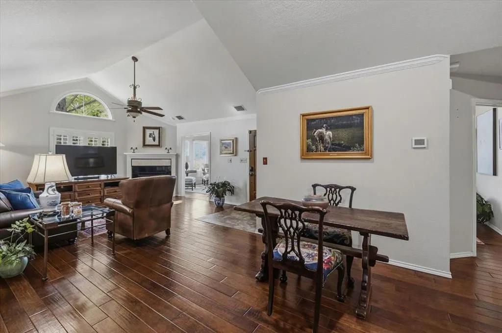 6137 Haley Lane