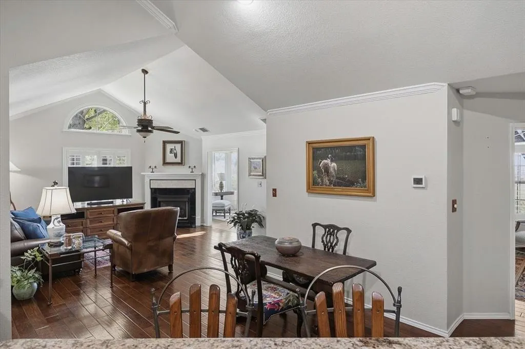 6137 Haley Lane