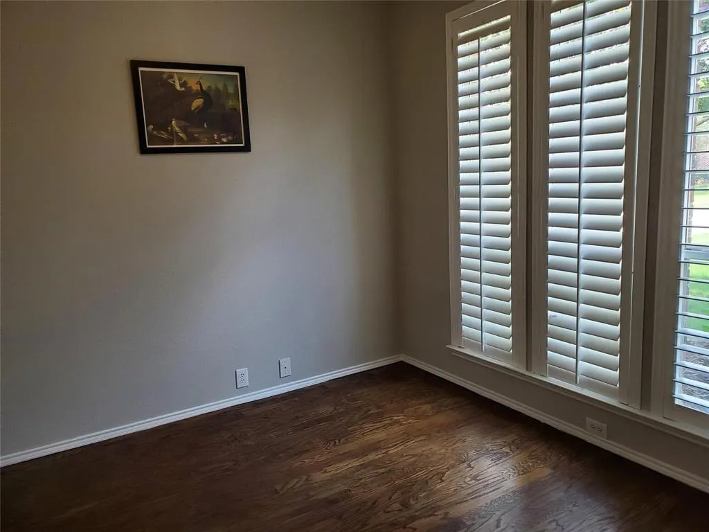 2077 Sleepy Hollow Trail