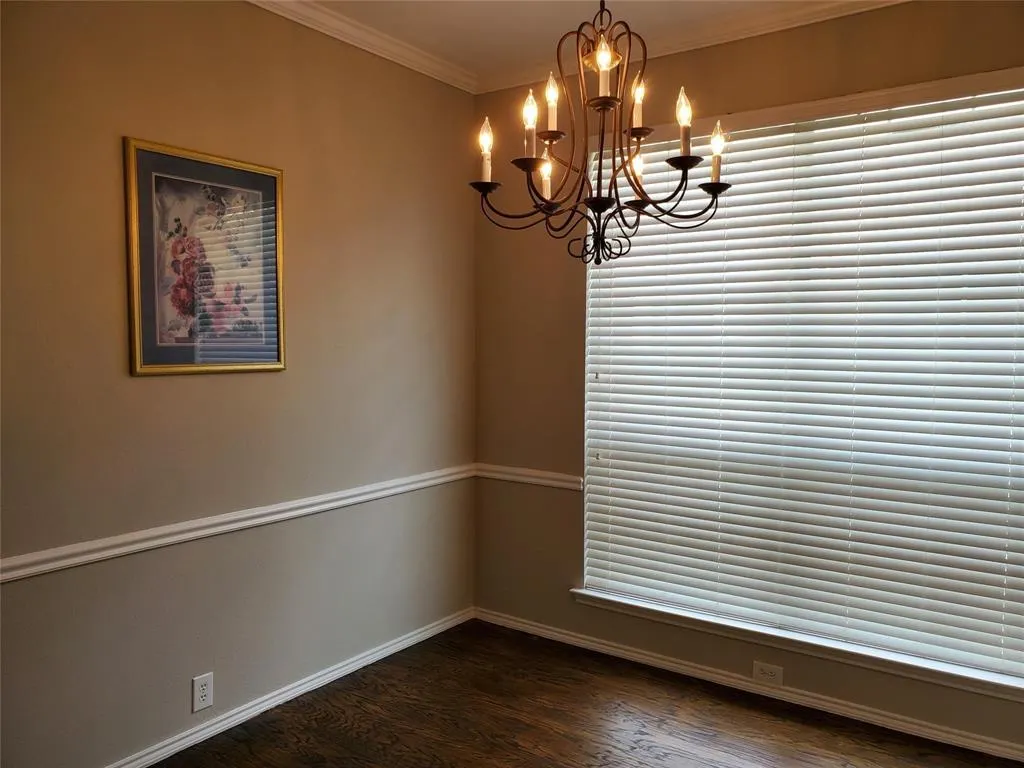 2077 Sleepy Hollow Trail