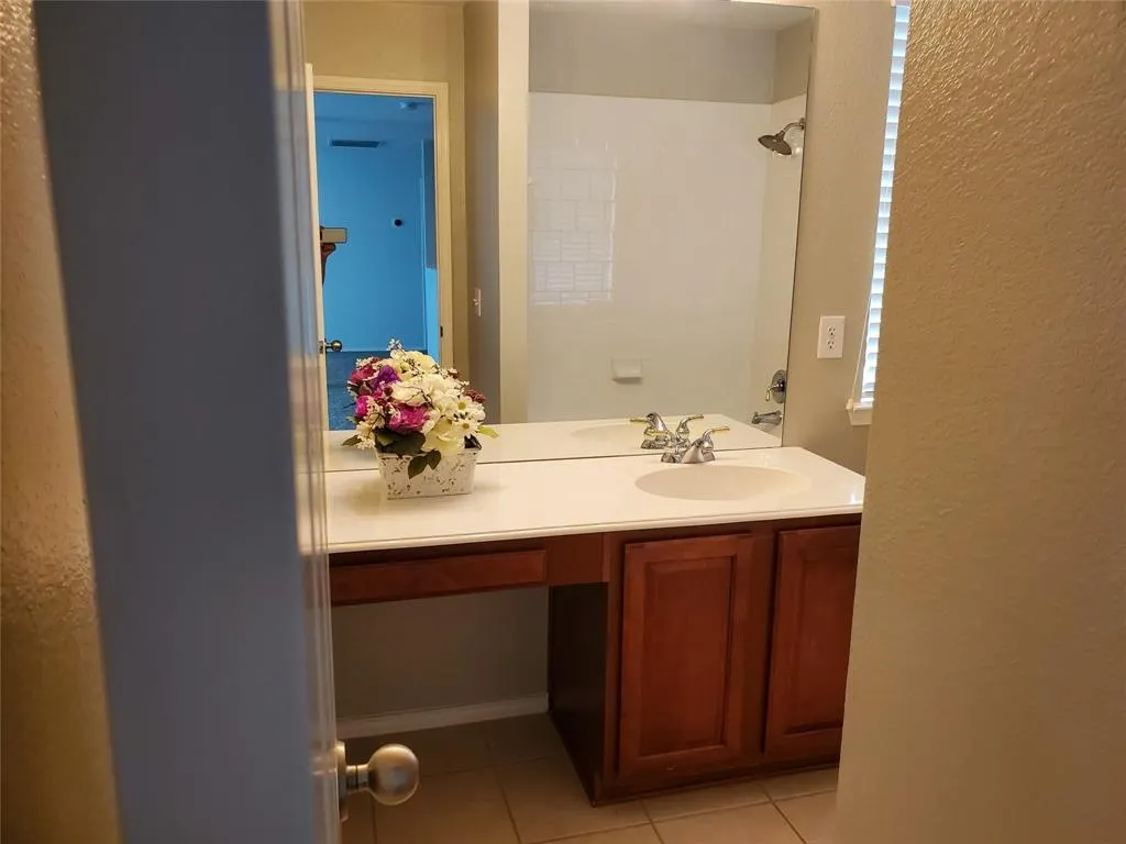 2077 Sleepy Hollow Trail