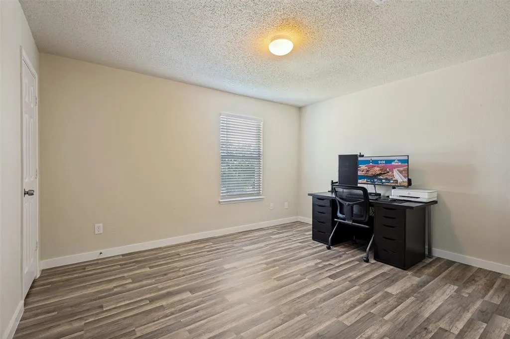 1609 White Oak Road