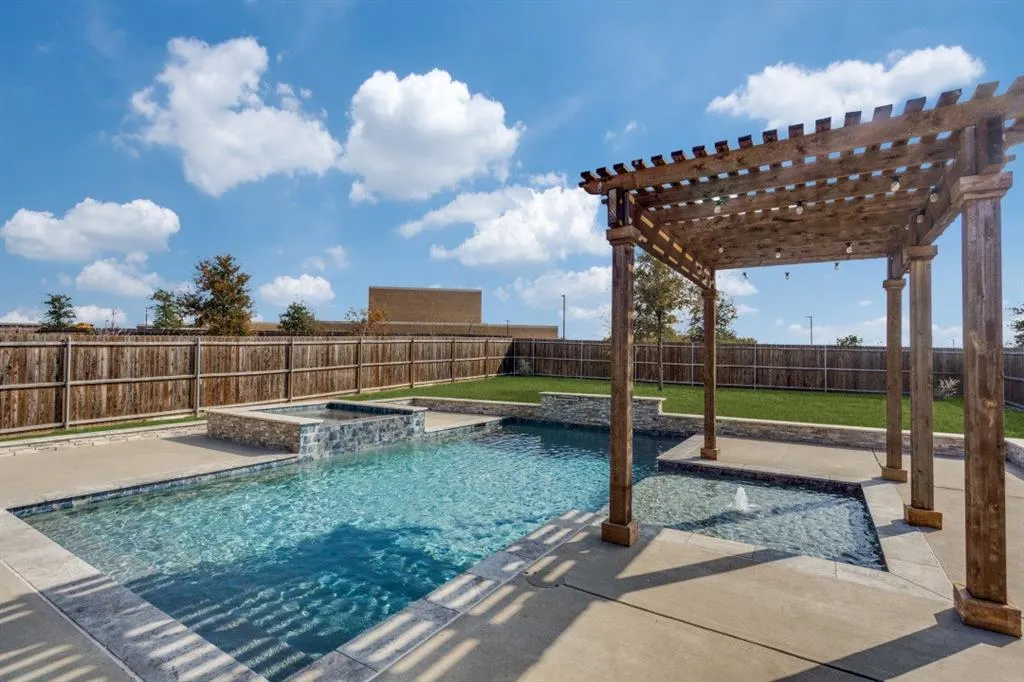 5401 Tuskegee Trail