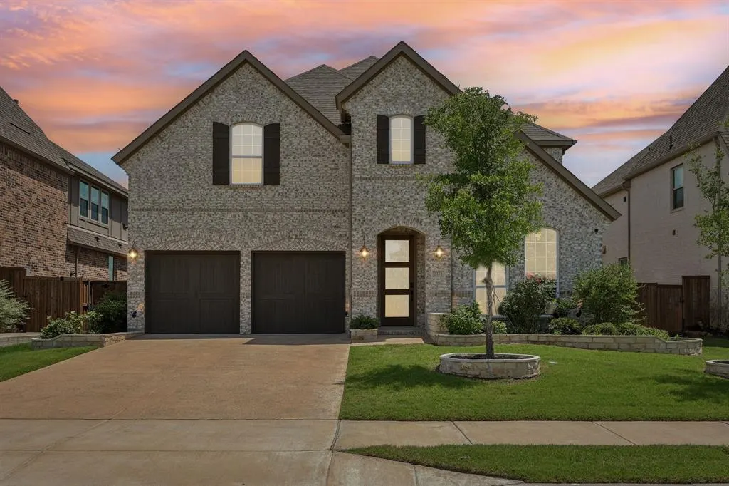 2351 Glen Heather Lane