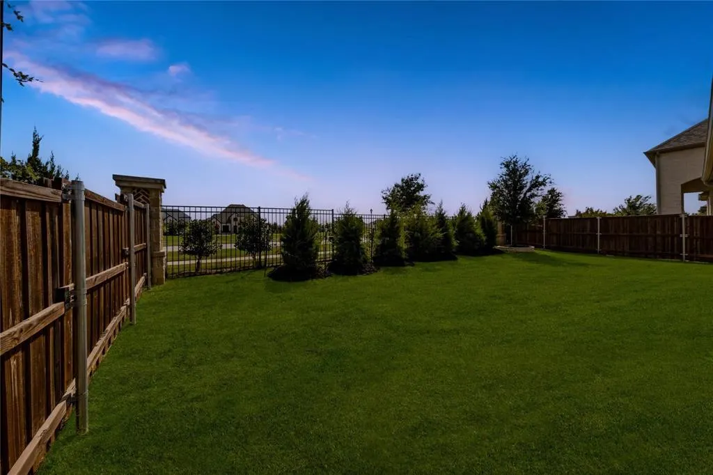 2351 Glen Heather Lane