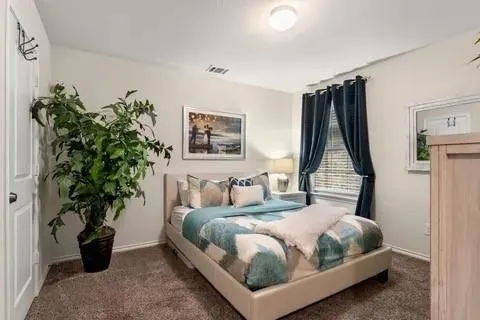905 Decker Drive