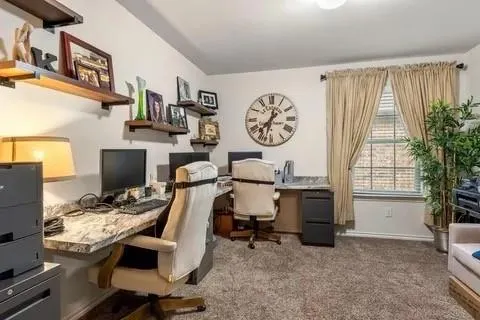 905 Decker Drive