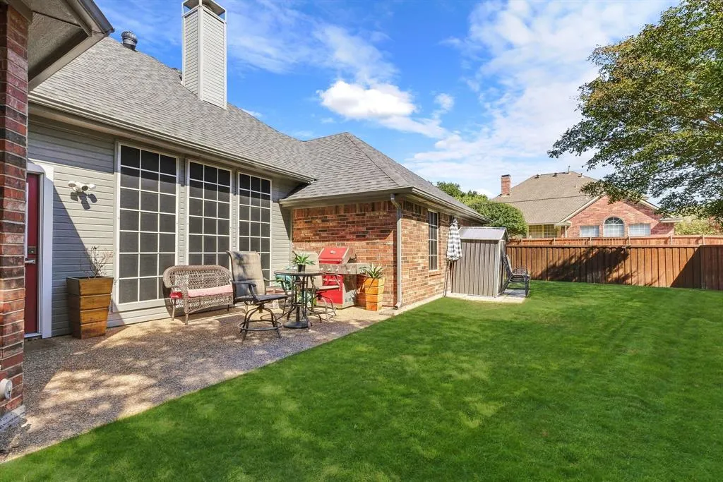 5104 Teddington Park Drive