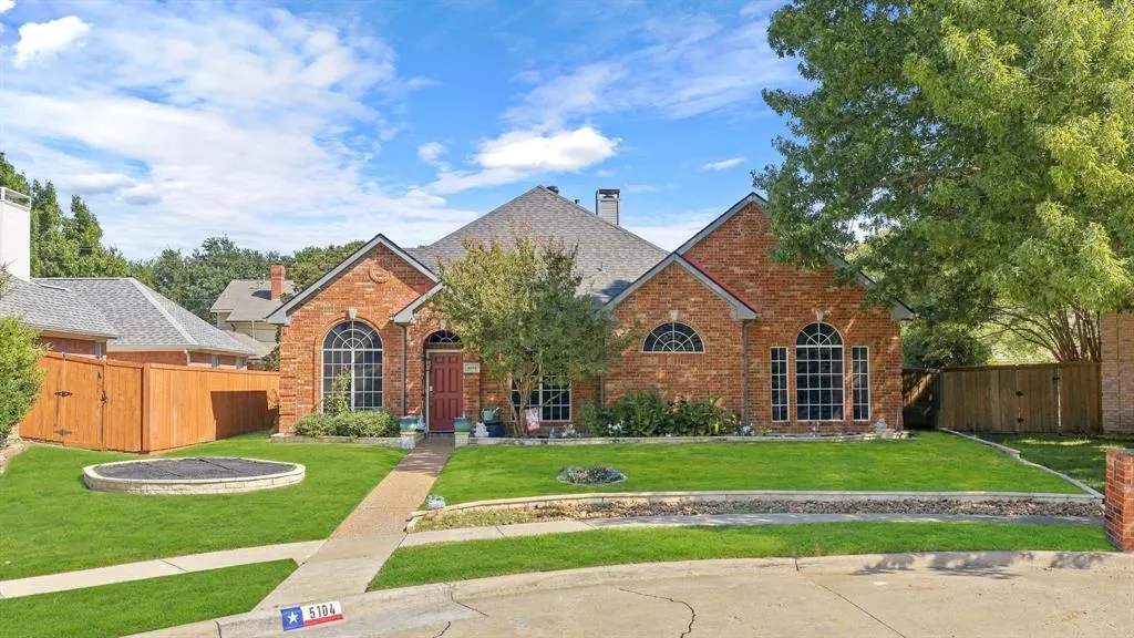 5104 Teddington Park Drive