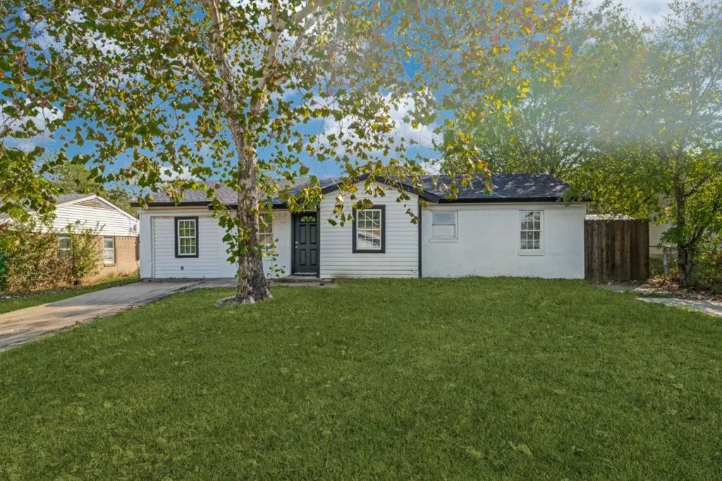 4420 Cochise Drive