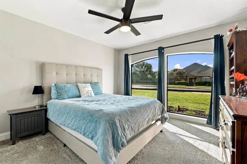 10011 Woodlake Drive