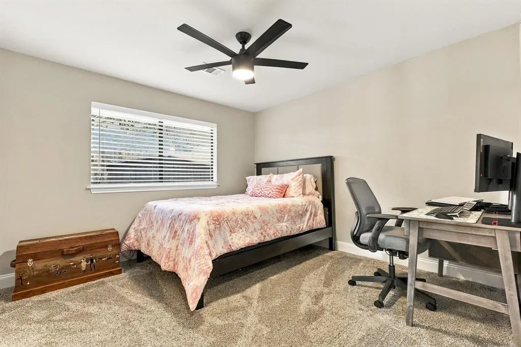 10011 Woodlake Drive
