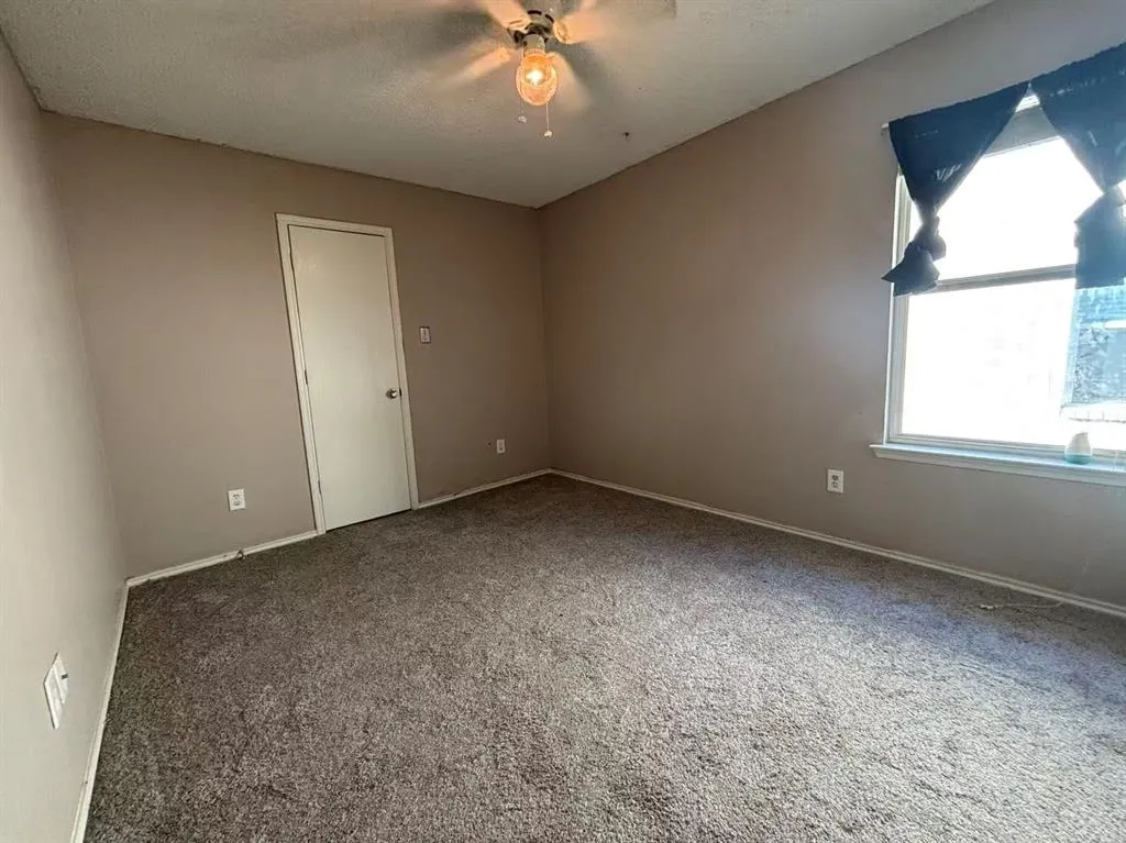 1645 Crown Point Drive