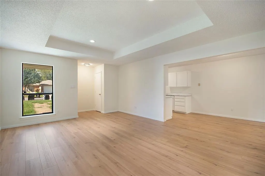 3723 Hulen Park Circle