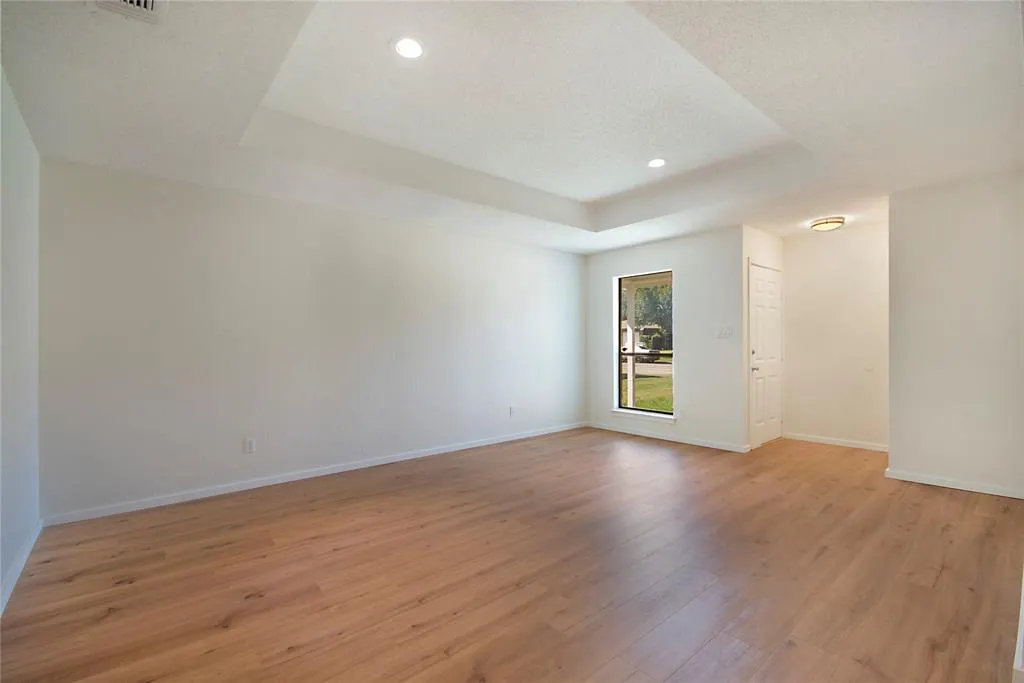 3723 Hulen Park Circle