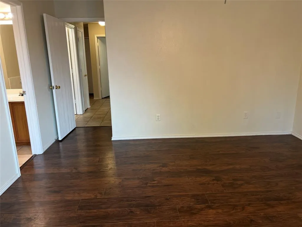 1547 Thornhill Lane