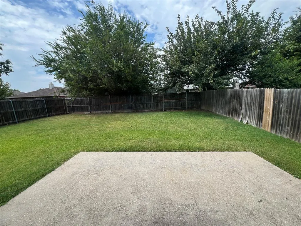 1547 Thornhill Lane