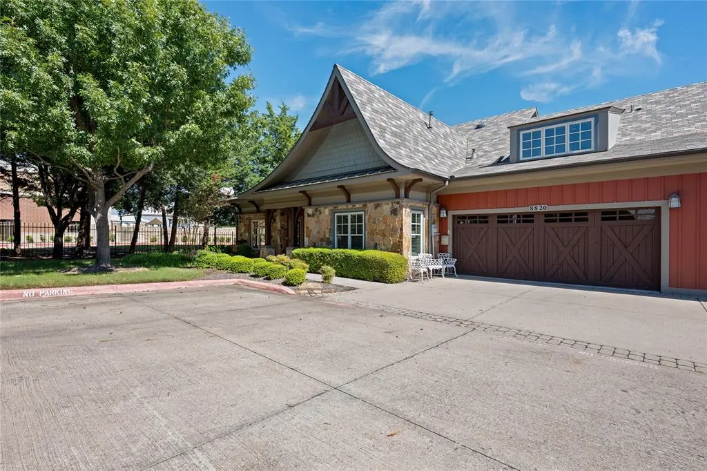 8820 Dewland Drive #3204