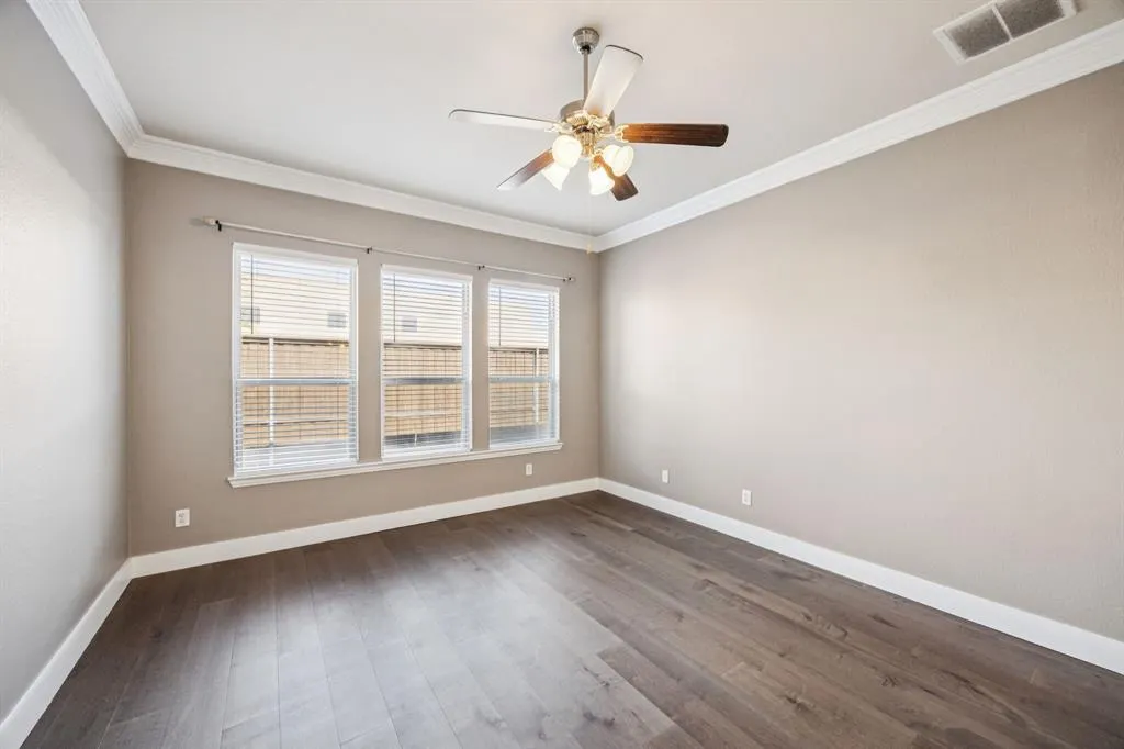 1211 Windgate Way