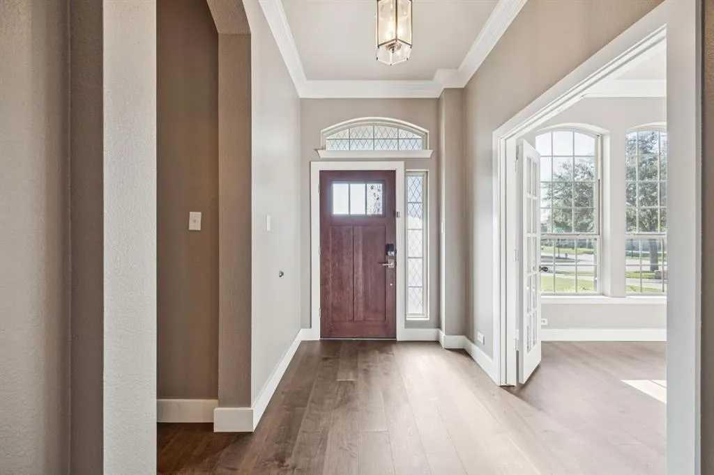 1211 Windgate Way