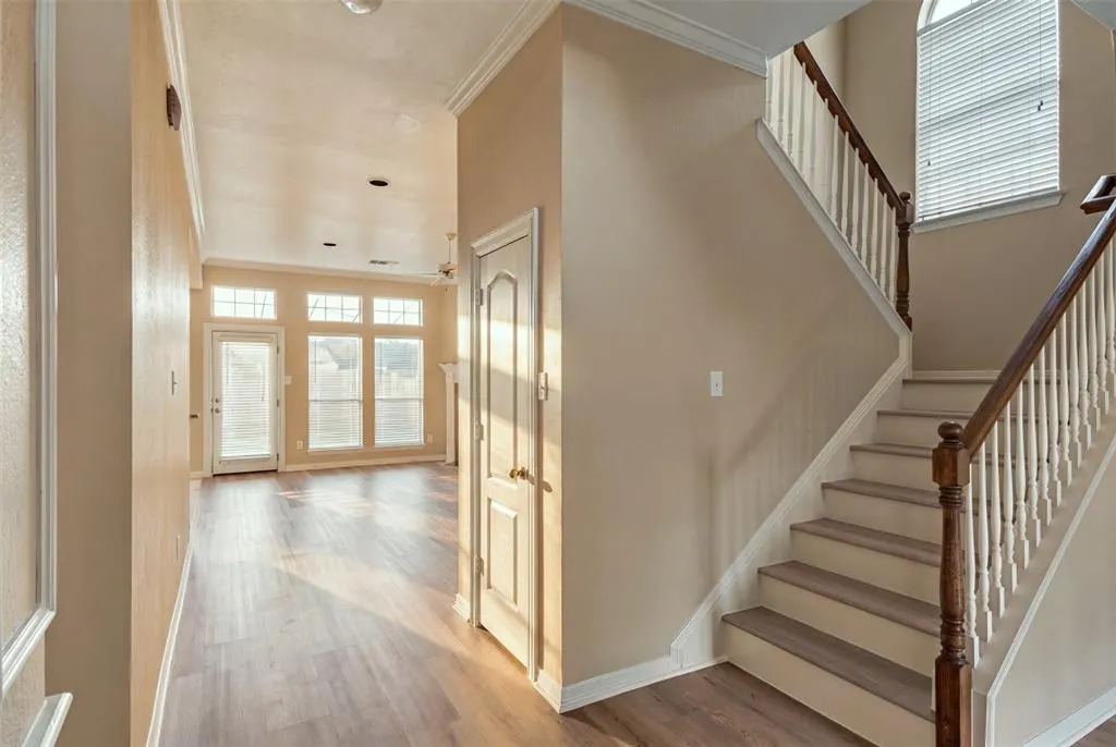 2105 Glendale Drive