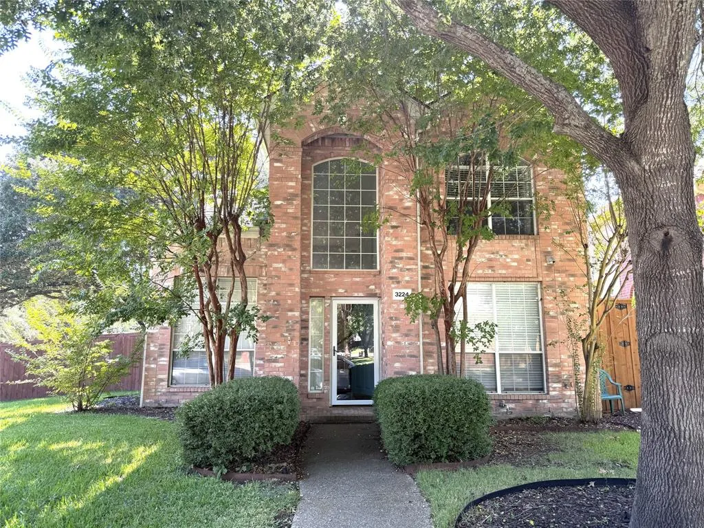 3224 Green Court